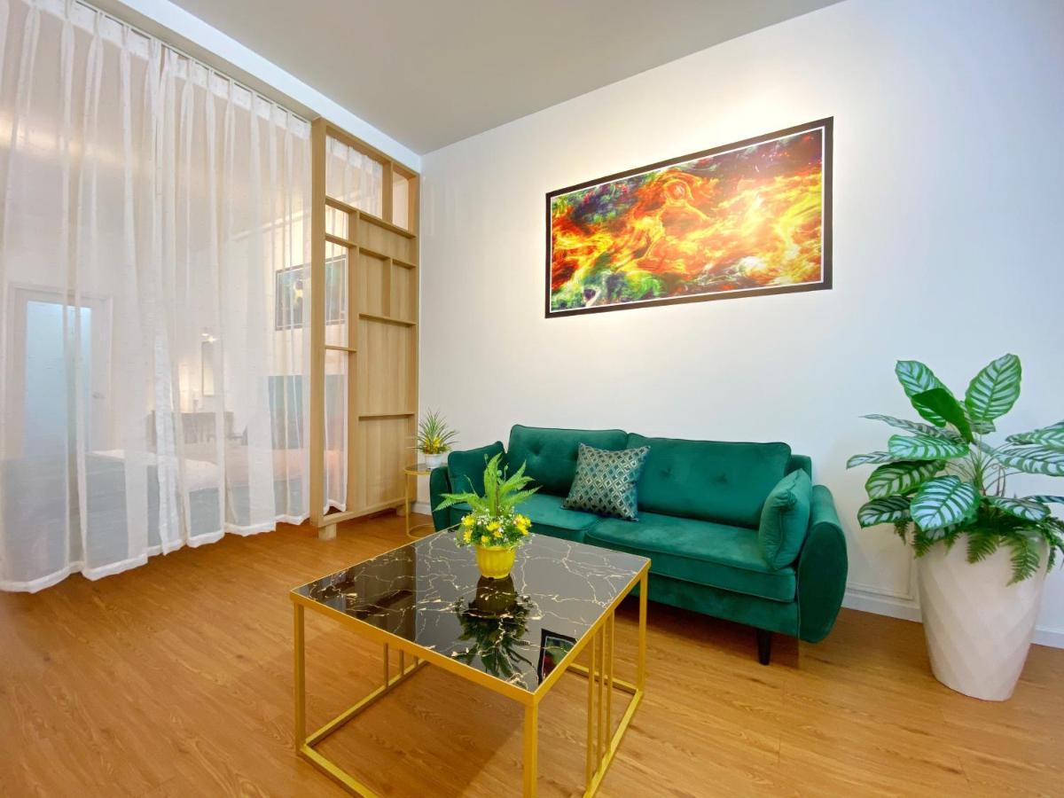 La Vie - Saigon Homestay โฮจิมินห์ซิตี้ ภายนอก รูปภาพ